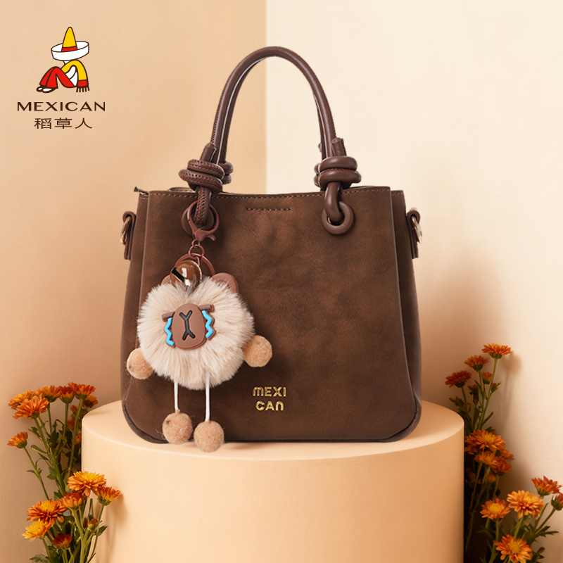 稻草人2025新款时尚水桶包