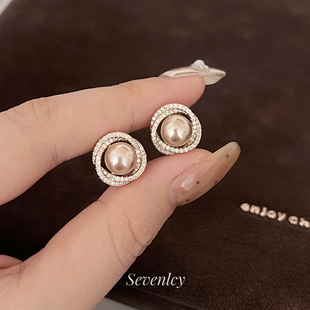 七与 高奢秋梦 适合冬天的耳环超闪贵气老钱星河巴恩风珍珠耳钉女