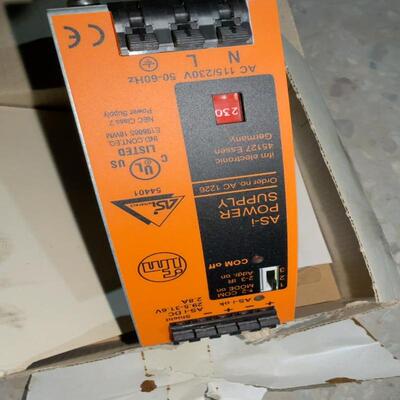 Ifm电源模块AC1226易福门，未使用，实物拍照。(议价）