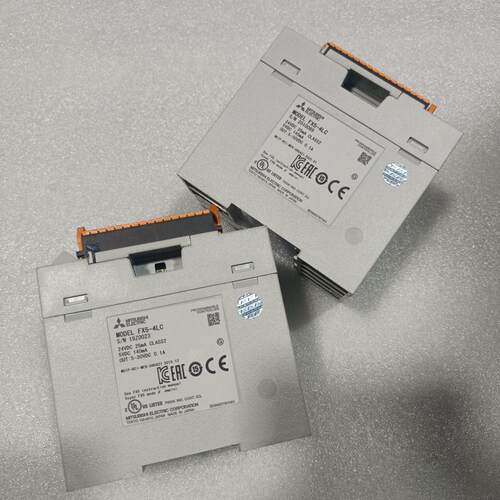 三菱PLC模块FX5-4LC出售，几乎，设备拆机件，(议价）