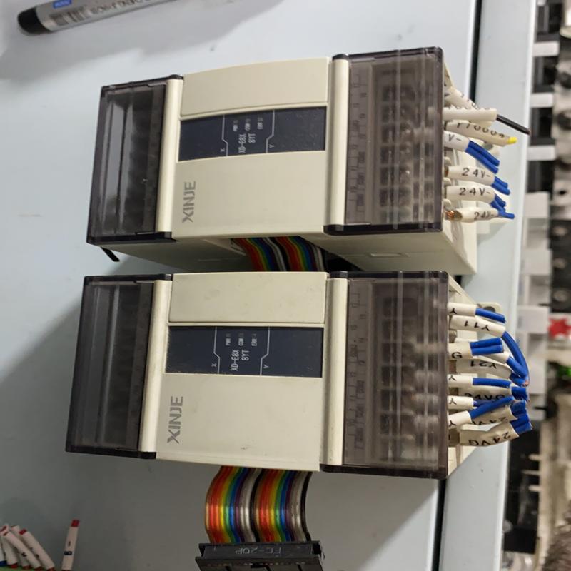 信捷plc模块xd-e8x8yt功能包好，成色95新(议价）