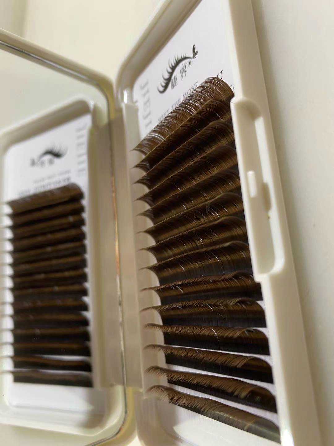 单根焦糖色扁毛婴儿弯