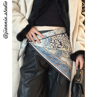 法式油画风双面印花丝巾三角巾披肩2025秋冬高级感装饰领巾屁帘