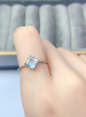 新款天然托帕石戒指925银镶嵌女时尚轻奢饰品送女友新年礼物