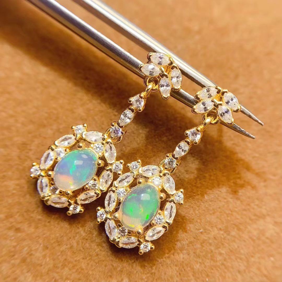 天然白欧泊耳钉豪华款耳饰925银镶嵌女轻奢时尚饰品新年礼物