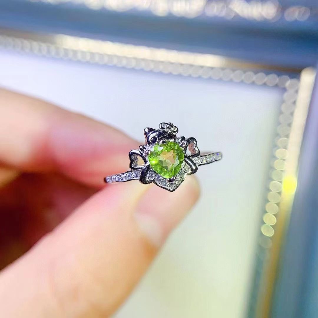 新款天然橄榄石戒指925银镶嵌女时尚轻奢饰品送女友新年礼物,饰品/流行首饰/时尚饰品新,戒指/指环,淘宝优惠券,粉丝福利购,淘宝优惠卷