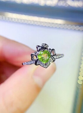 新款天然橄榄石戒指925银镶嵌女时尚轻奢饰品送女友新年礼物
