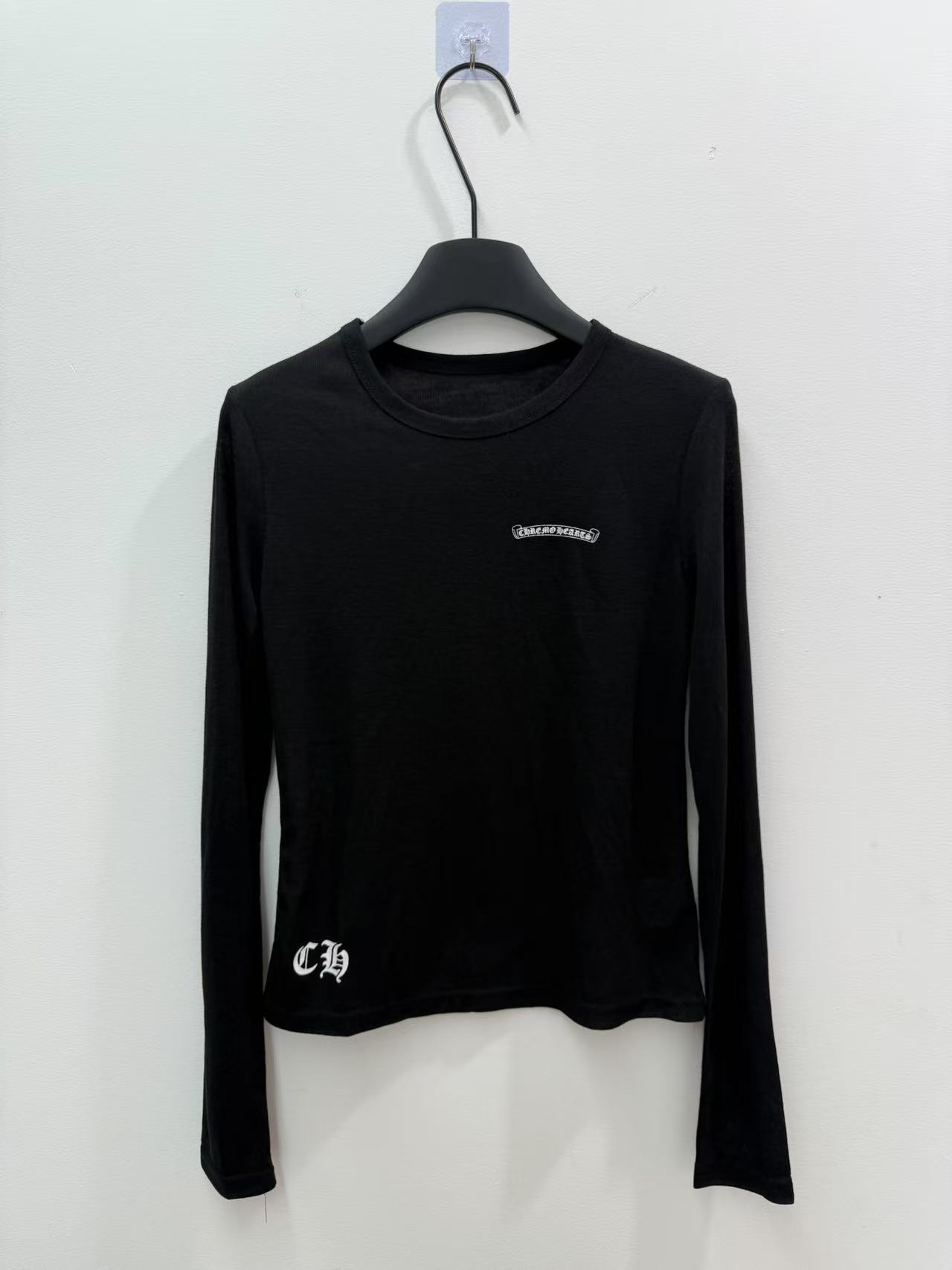 南油买手店时髦小众美式复古梵文字母印花长袖T恤辣妹修身打底女T