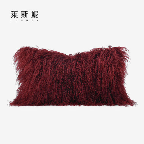 酒红色滩羊毛抱枕高级感样板间沙发腰枕软装定制美容院公寓靠垫套