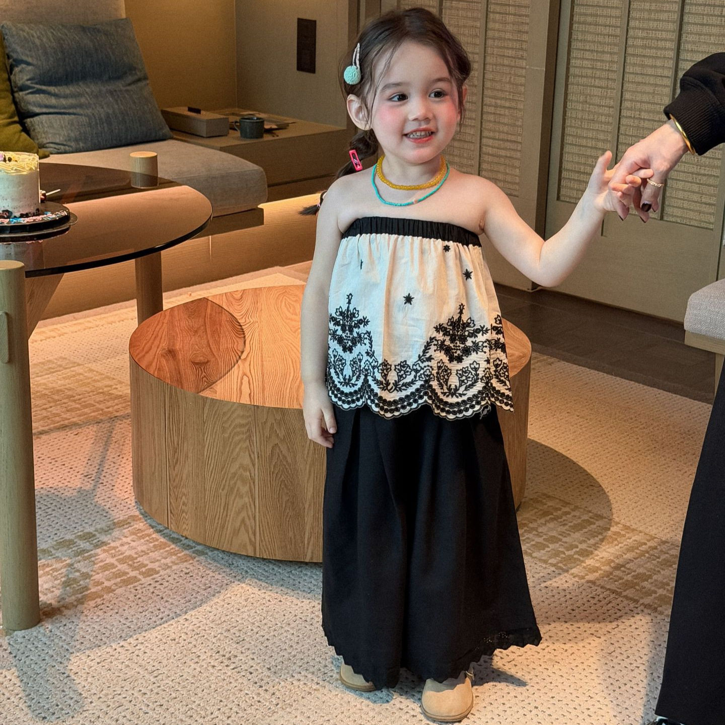 TOTObaby度假风儿童套装夏装新款波西米亚女童刺绣提花抹胸小背心