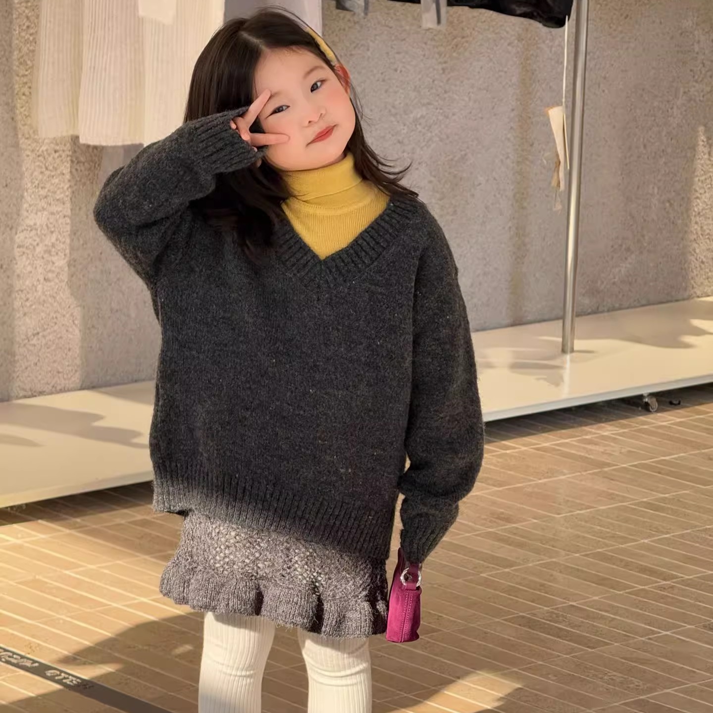 TOTObaby韩国女童秋冬新款复古慵懒风V领毛衣荷叶边短裙针织套装