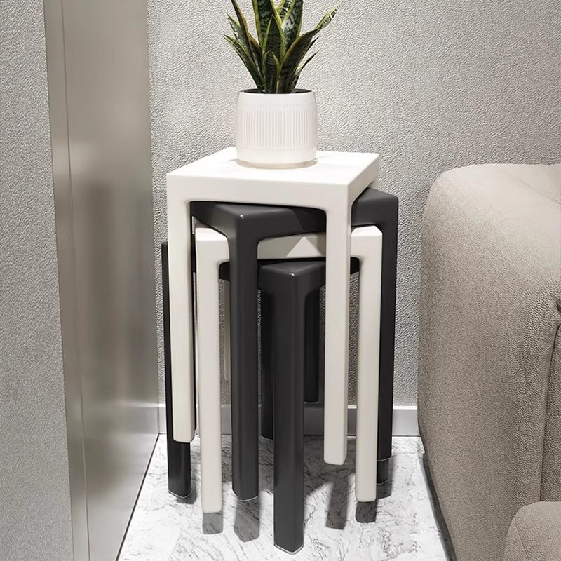 三梦意式塑料凳子家用可叠放板凳