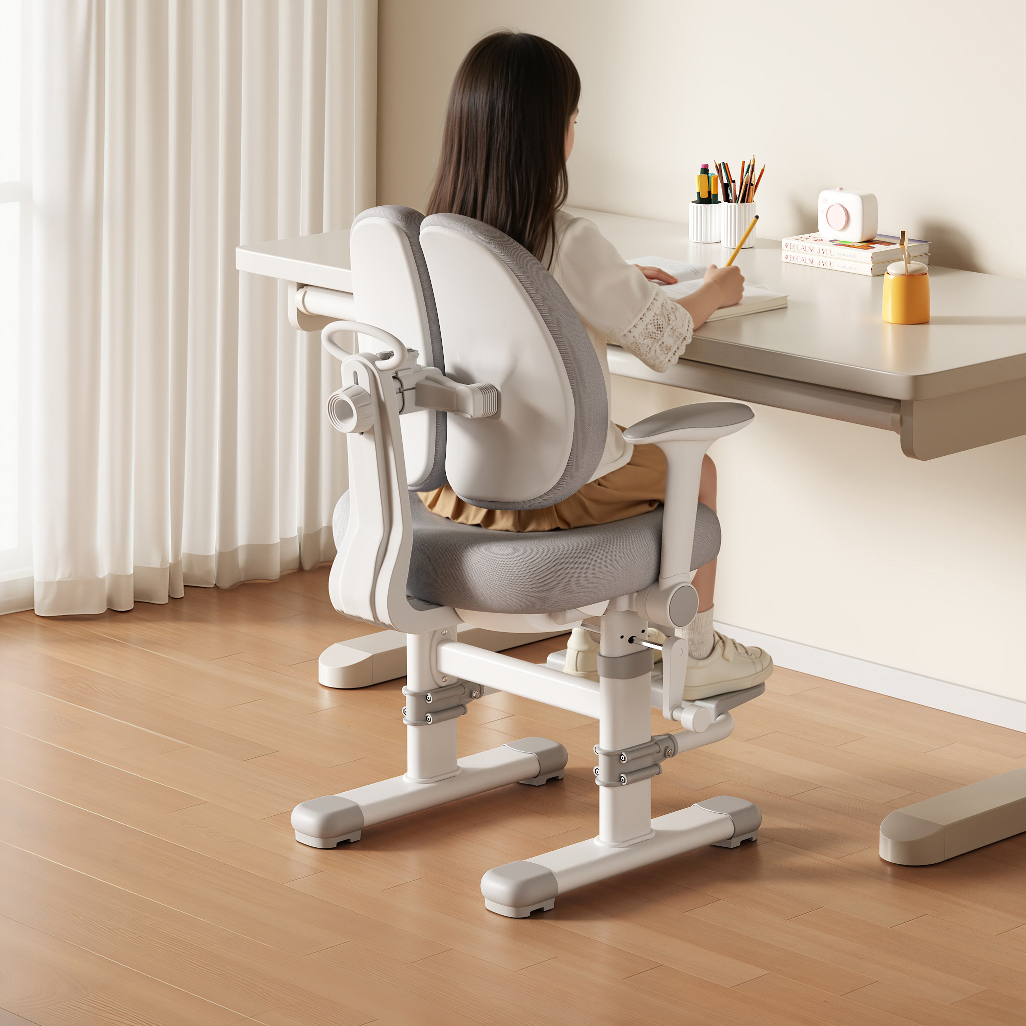 三梦儿童学习椅小学生家用写字椅可升降调节座椅子写作业书桌凳子