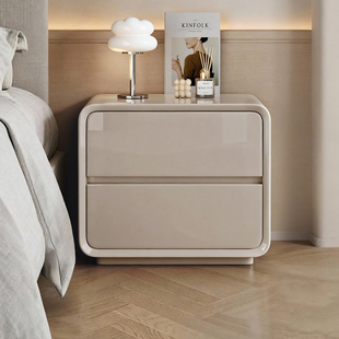 全实木烤漆床头柜家用卧室2025新款 小型简约收纳柜奶油风床边柜子