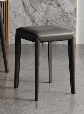 意式岛台餐椅皮椅子家用中古餐凳餐厅酒店可叠放餐桌椅简约马鞍椅