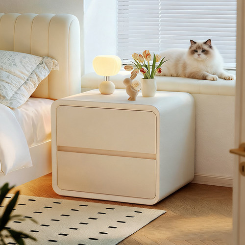 精品床头柜温馨卧室氛围感