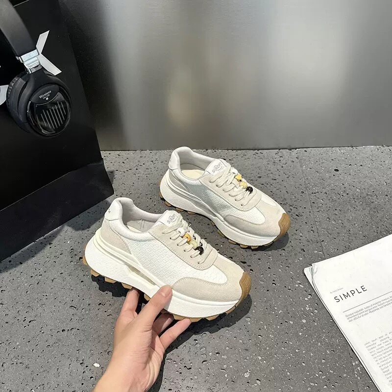 超火时尚厚底阿甘鞋女2025秋时尚休闲鞋