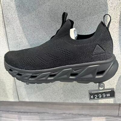 特步户外鞋女鞋网面透气休闲鞋一脚蹬运动鞋子休闲鞋976218170008