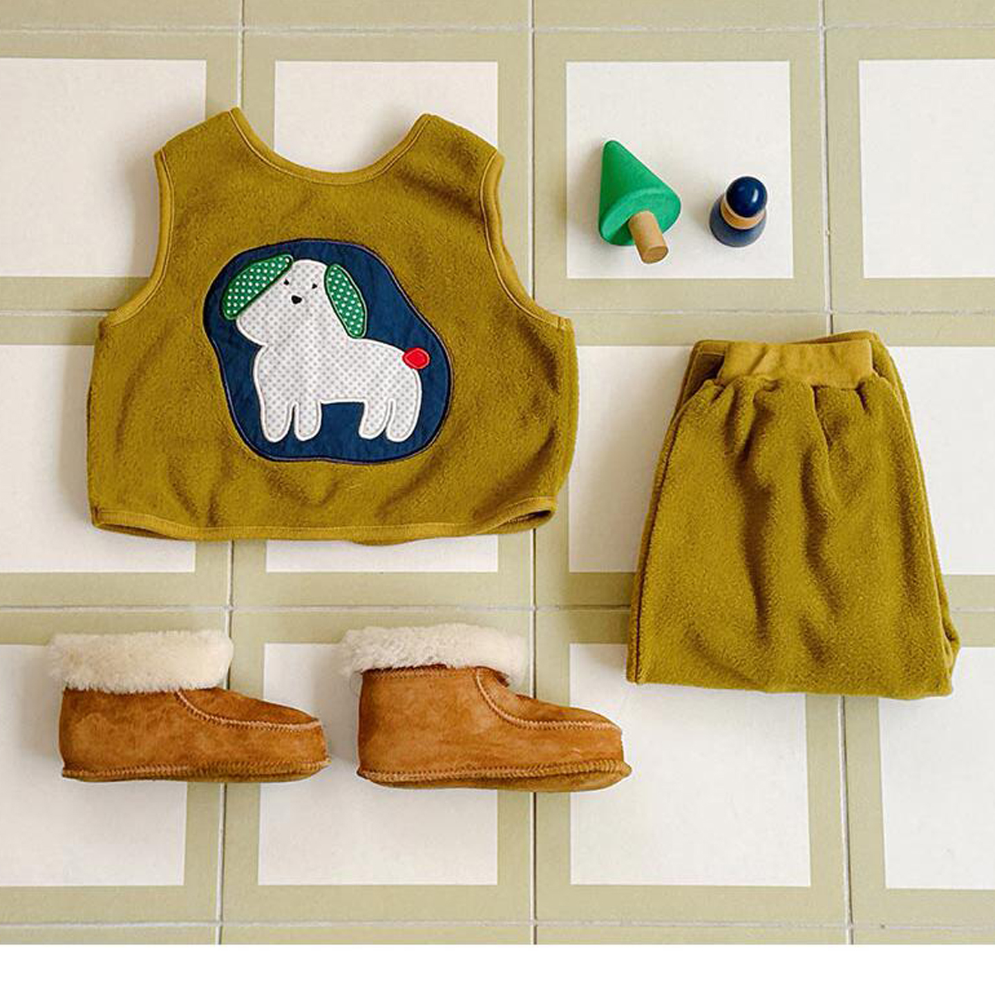 女孩冬季羊羔绒狗狗马甲保暖抓绒