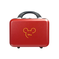 Золотая медаль Микки