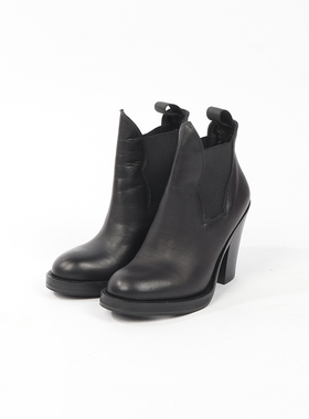 35码 AC0NE ST0UDIOS 黑色简洁舒适圆头粗跟短靴 1465