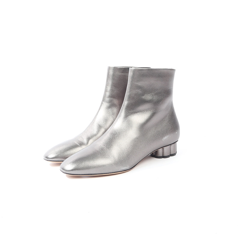 8.5码 SA FE 时尚银色牛皮短靴 1588