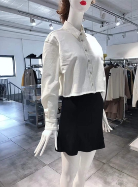 XS-S穿 IR0O 高品质白色翻领纽扣工装风短外套 699