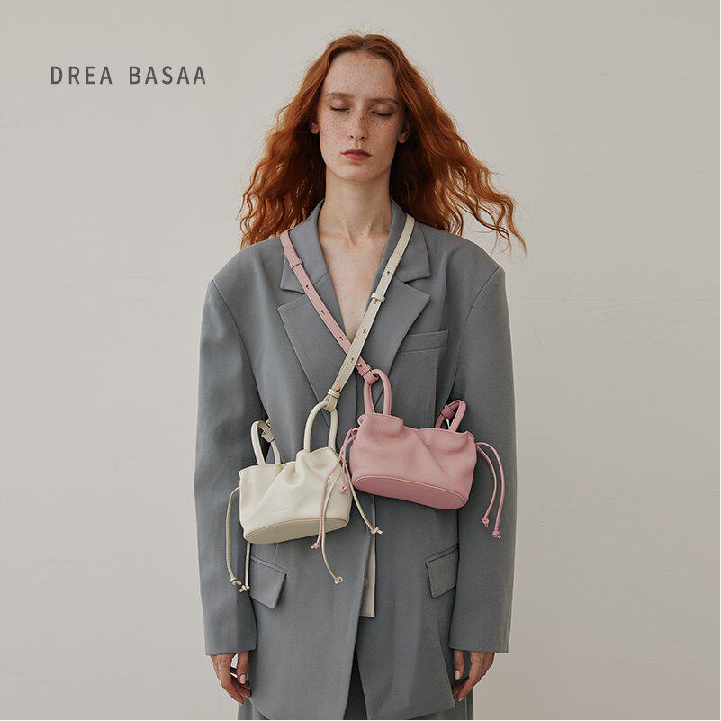 DREA BASAA半山流线包Flow系列小号女包单肩斜挎包简约真皮水桶包