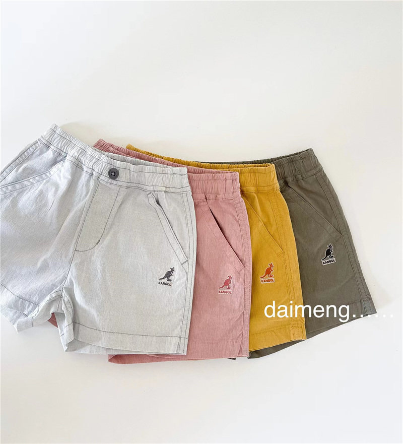 100-155码出口韩夏款男童女童中性松紧腰弹力休闲运动四色短裤