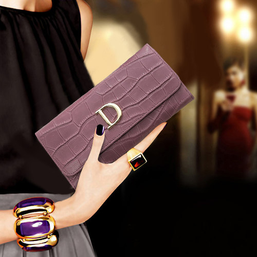 鳄鱼纹真皮紫色长款手拿钱包放手机2026新款软牛皮高档多卡位手包 - 封面