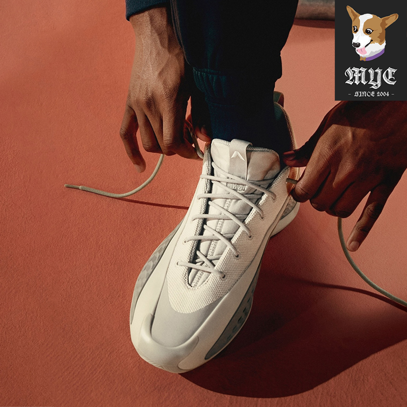 Adidas男子实战低帮篮球鞋