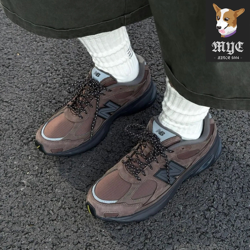 NewBalance低帮耐磨休闲运动鞋