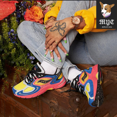 Saucony拼接色运动跑鞋