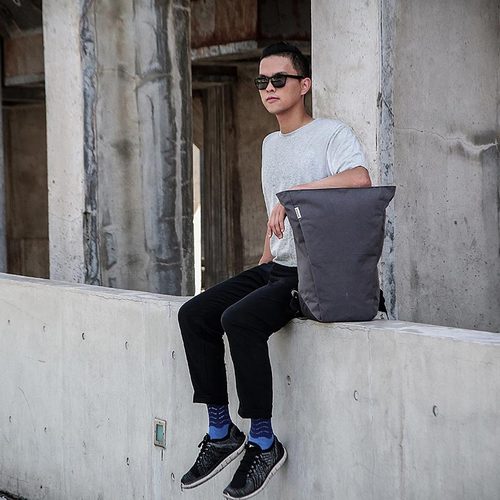 小鹰商务双肩包OSPREY