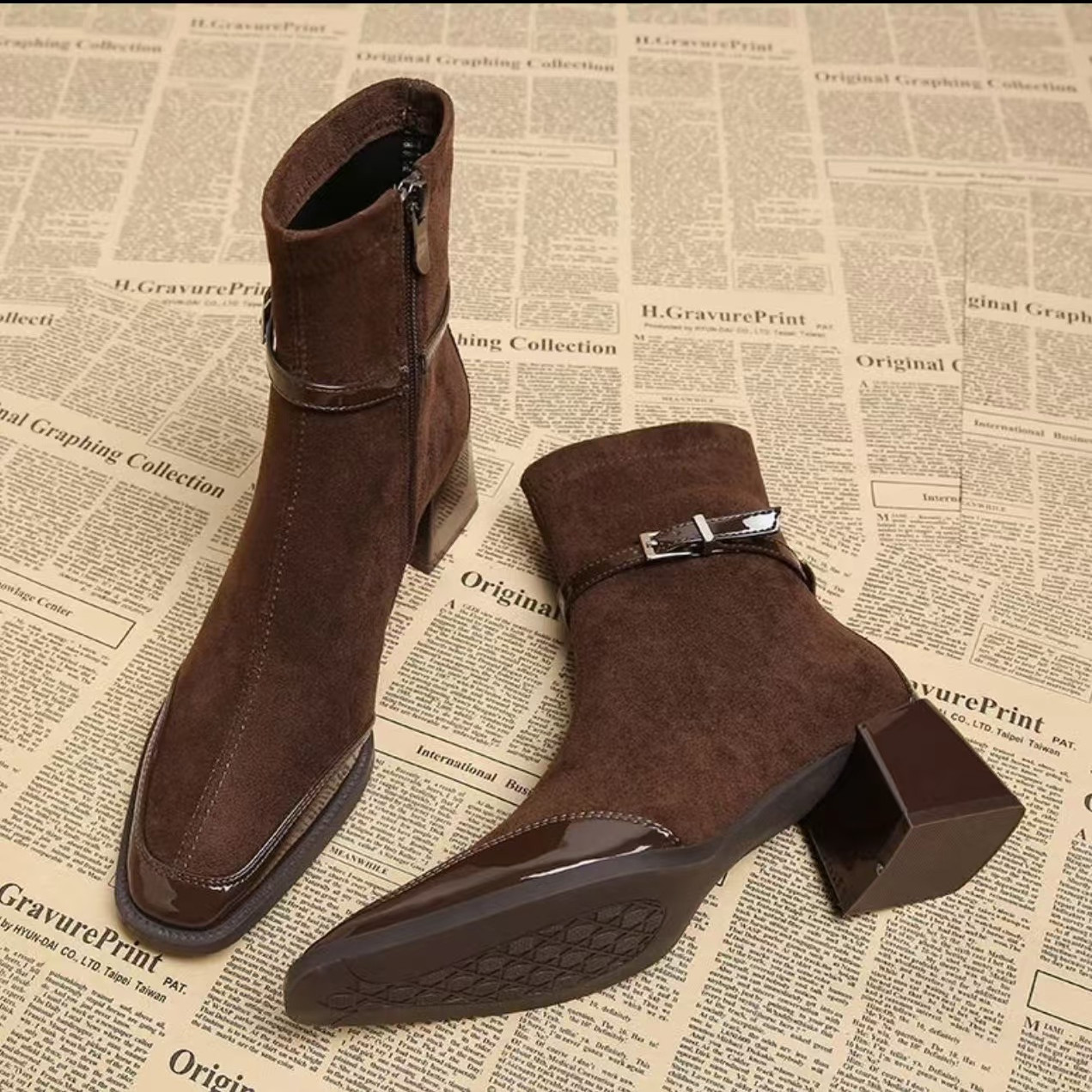 【源头工厂】棕色单绒拼接方头短靴女粗跟高跟瘦瘦靴百搭马丁靴