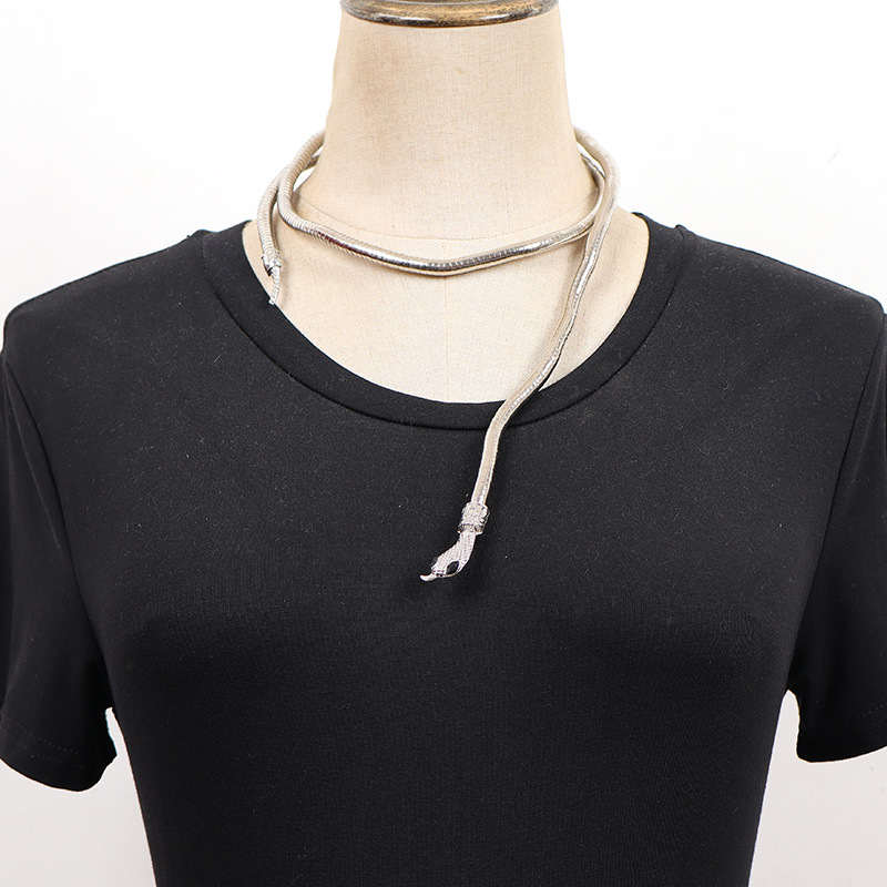 轻奢风暗黑choker项圈项链蛇形金色小众个性设计可捏造蛇骨链男女