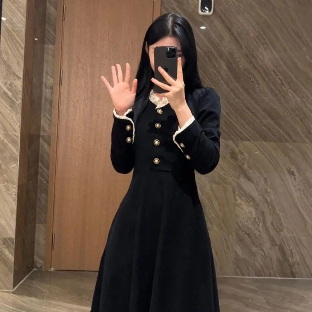 黑色赫本风A字收腰显瘦连衣裙