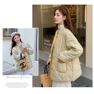 2025年冬季新款鹅黄色碎花棉服女士时尚韩系夹棉加厚东北大花棉袄