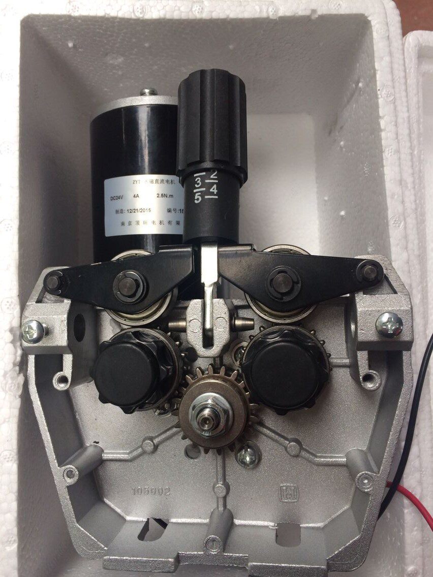 南京顶瑞dc24v双驱双轮单轮二保焊机送丝机总成气保焊机送丝机构