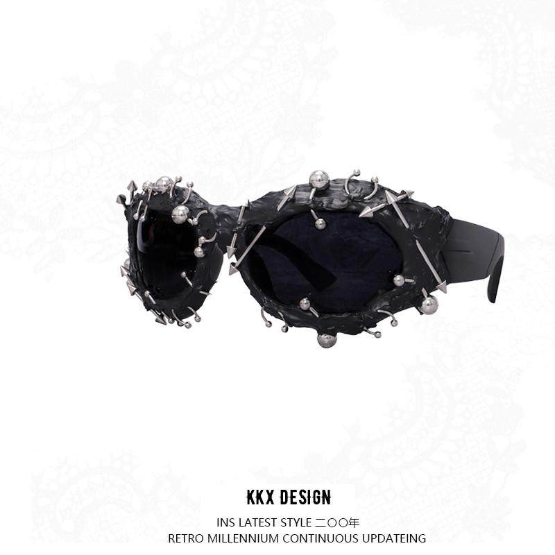 KKX街头朋克铆钉金属设计感彩色边框太阳墨镜时髦潮流显脸小眼镜