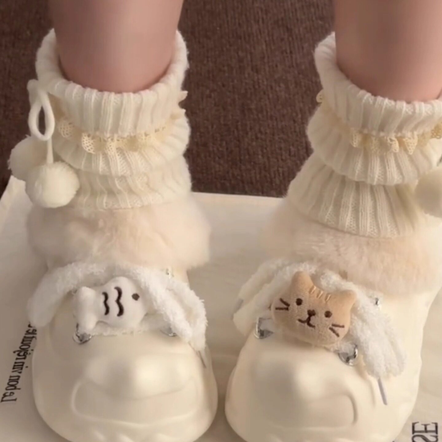 秋冬可爱lolita花边毛球袜套女甜美白色保暖堆堆袜女生咖啡色腿套,女士内衣/男士内衣/家居服,中筒袜,淘宝优惠券,粉丝福利购,淘宝优惠卷