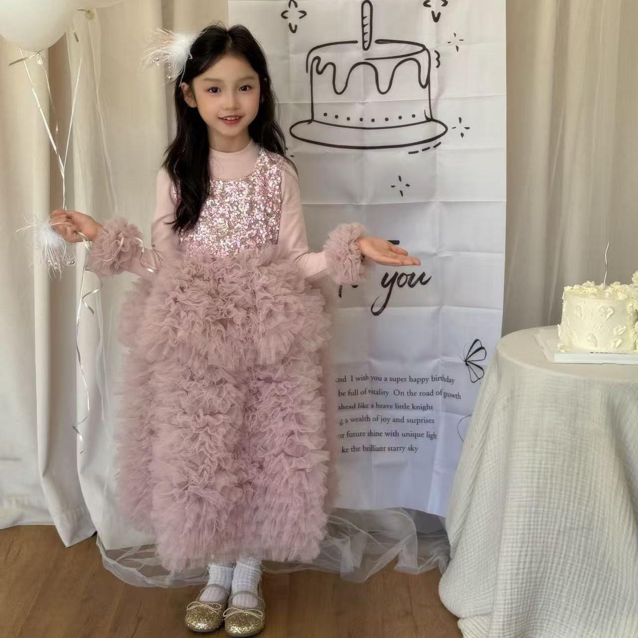 人气过万！女童粉色亮片公主裙