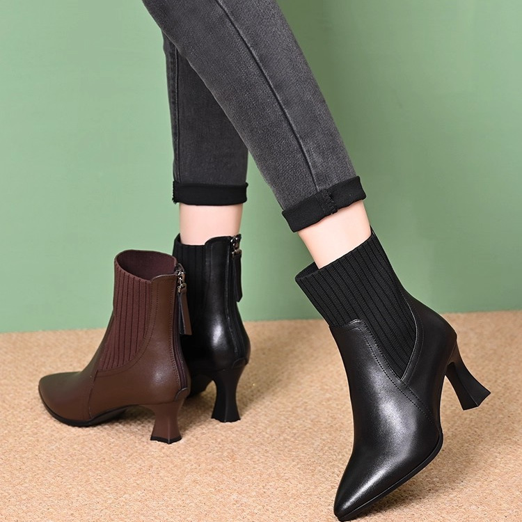 品牌撤柜真皮时尚小短靴女冬季软皮高跟松紧口女鞋尖头粗跟马丁靴