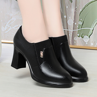 单软底真皮舒适百搭粗跟不累脚深口中年女妈妈鞋 品牌清仓新款 时尚