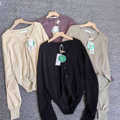 原单 高品质早春新款蝙蝠袖针织开衫外套女V领简约休闲百搭毛衣