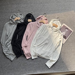 健身小码紧身冰皮防晒衣女夏修身冰丝瑜伽服防紫外线高弹紧身上衣