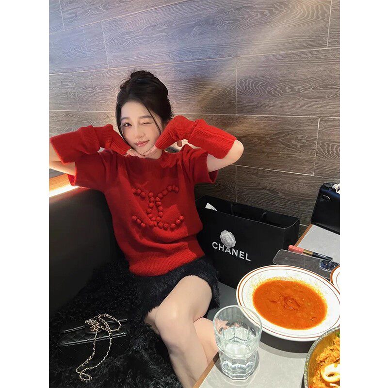 韩系气质时髦纯色圆领长袖针织毛衣女2025秋冬新款小众设计感上衣