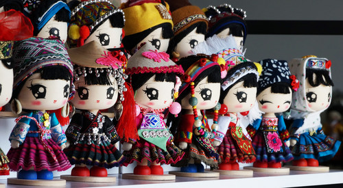 定制17厘米卡通民族人偶一个