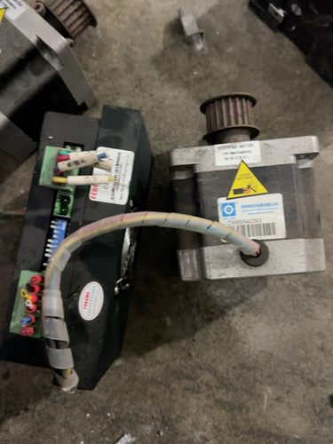 FDE860驱动加电机一套