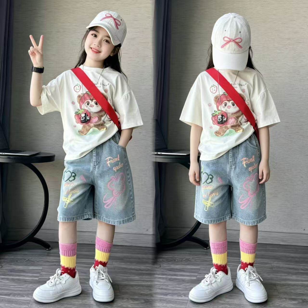 女童草莓熊短袖字母涂鸦中裤套装